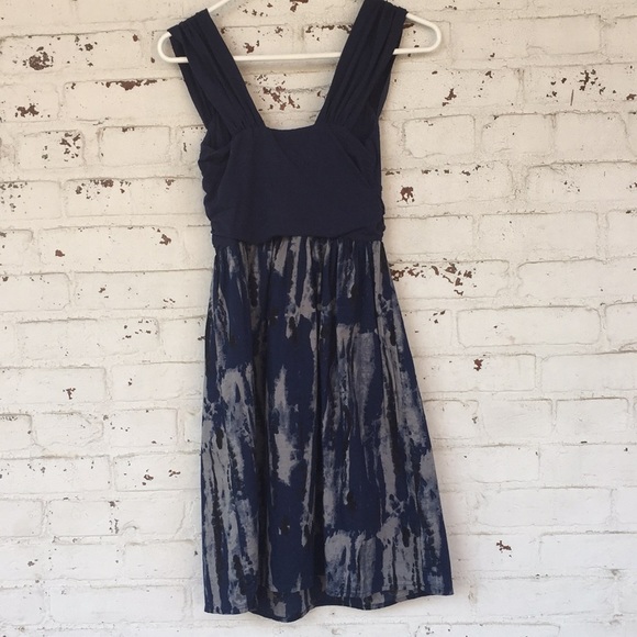 DONATED! Converse batik dyed dress - Picture 7 of 8